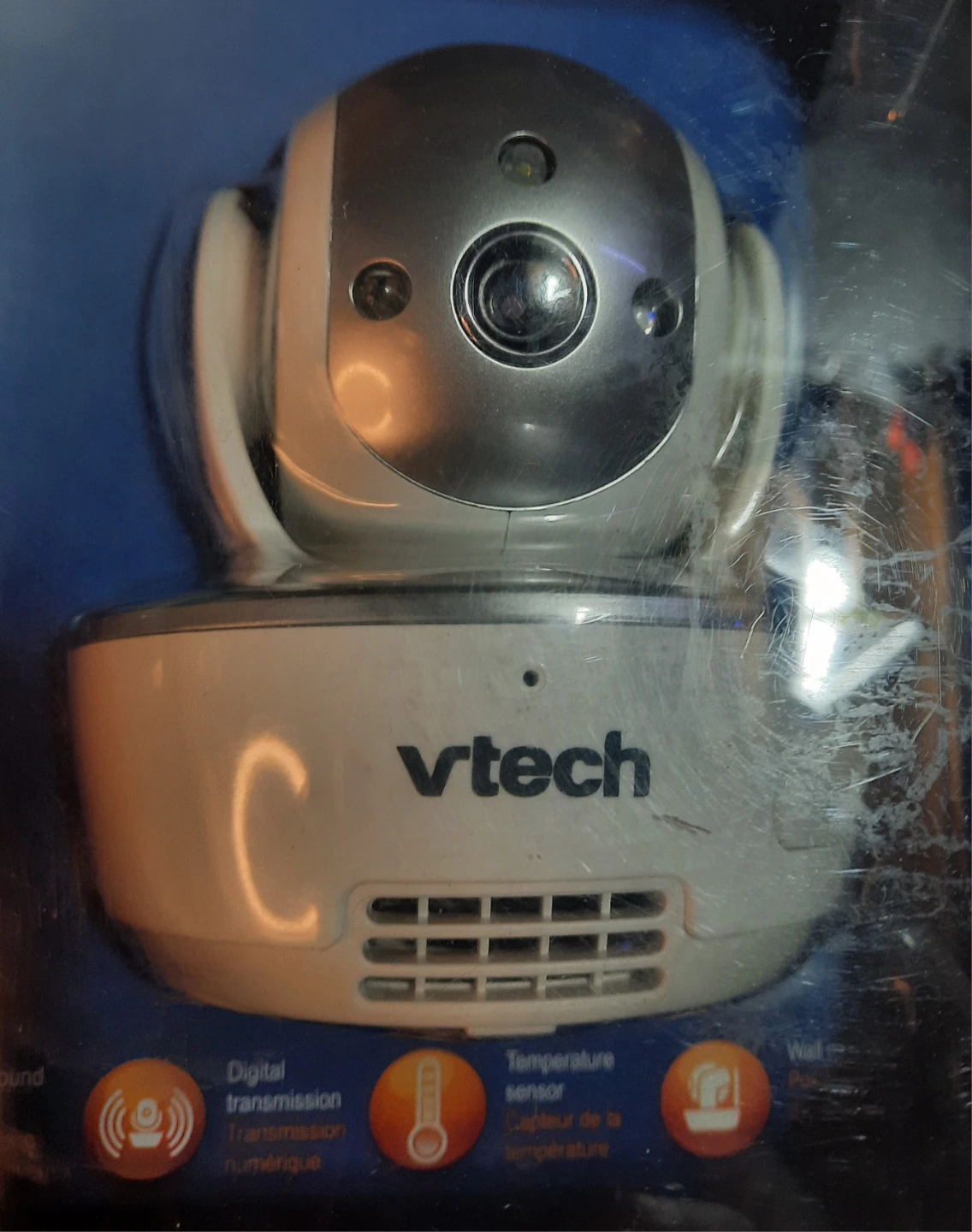 VTech Safe & Sound Pan & Tilt Full Colour Video Monitor VM333 - photo 3