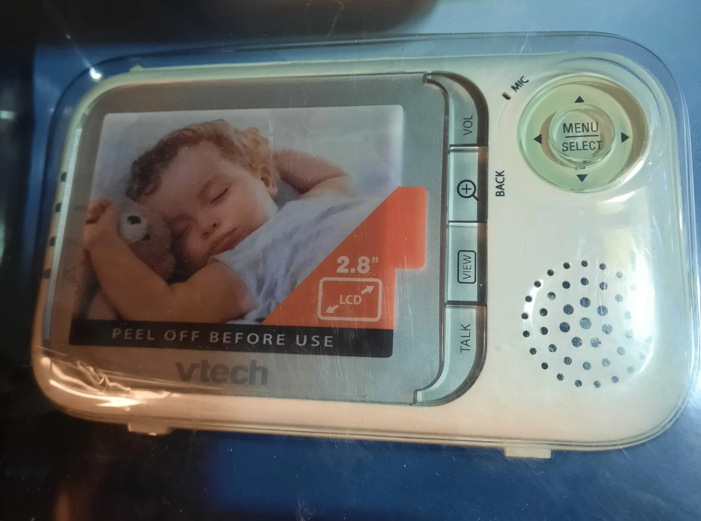 VTech Safe & Sound Pan & Tilt Full Colour Video Monitor VM333 - photo 4