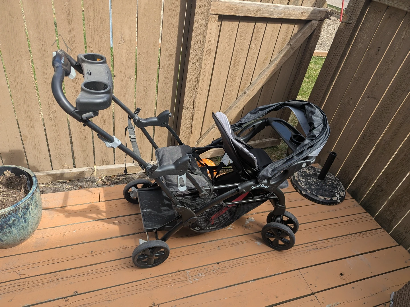 Baby trend Sit n stand stroller - photo 2
