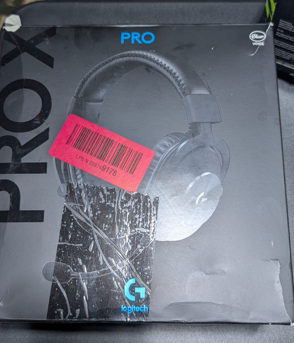 Logitech PRO Gaming Headset with Blue VO!CE Microphone