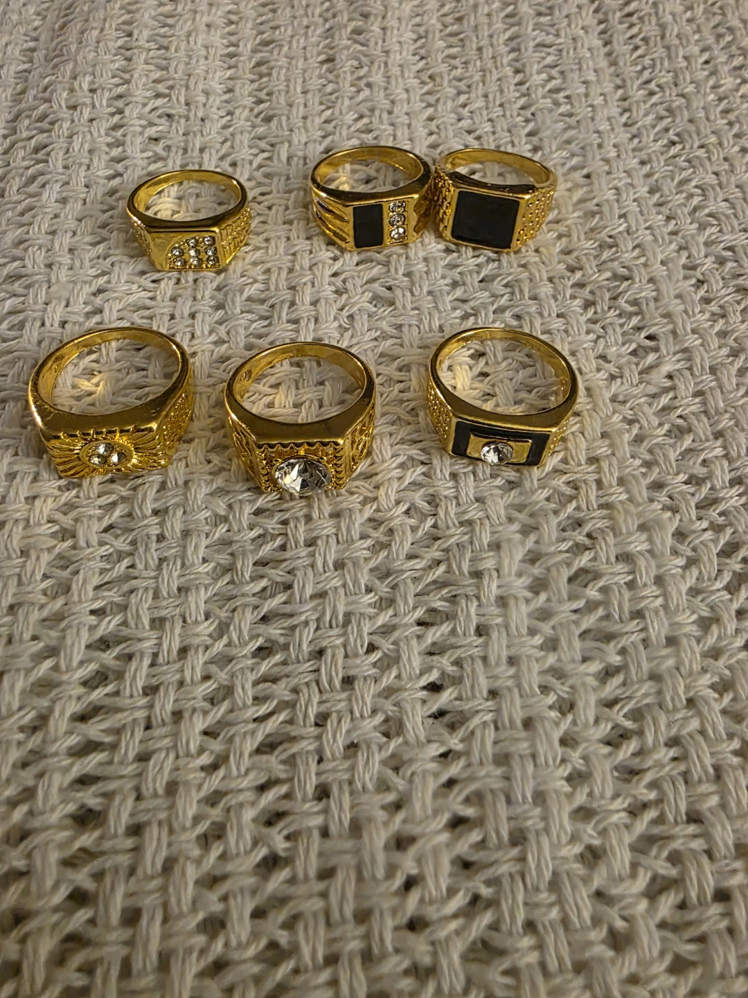 Set of 6 Gold Tone Fashion Rings