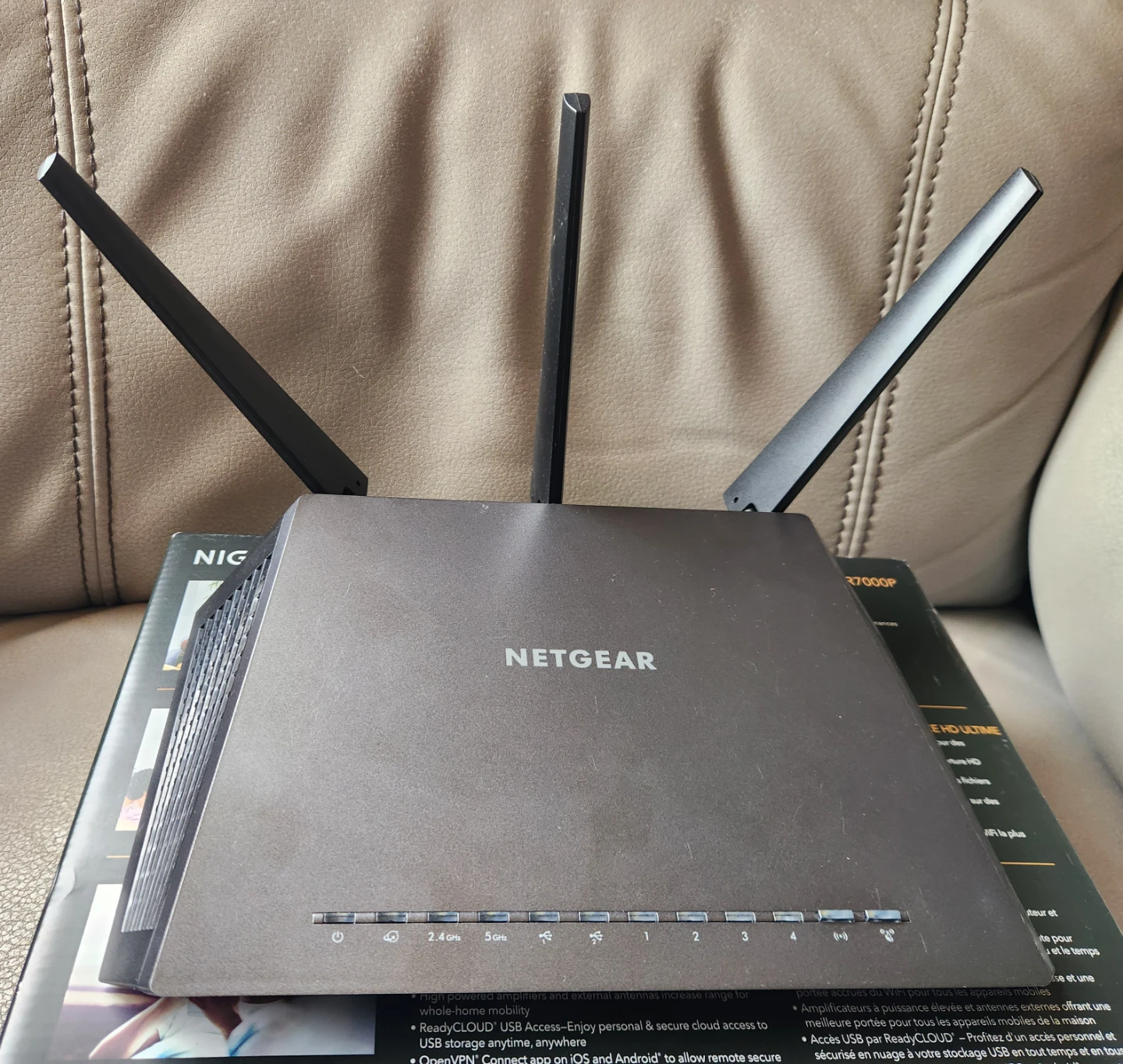 NETGEAR Nighthawk AC2300 Smart WiFi Router R7000P - photo 5