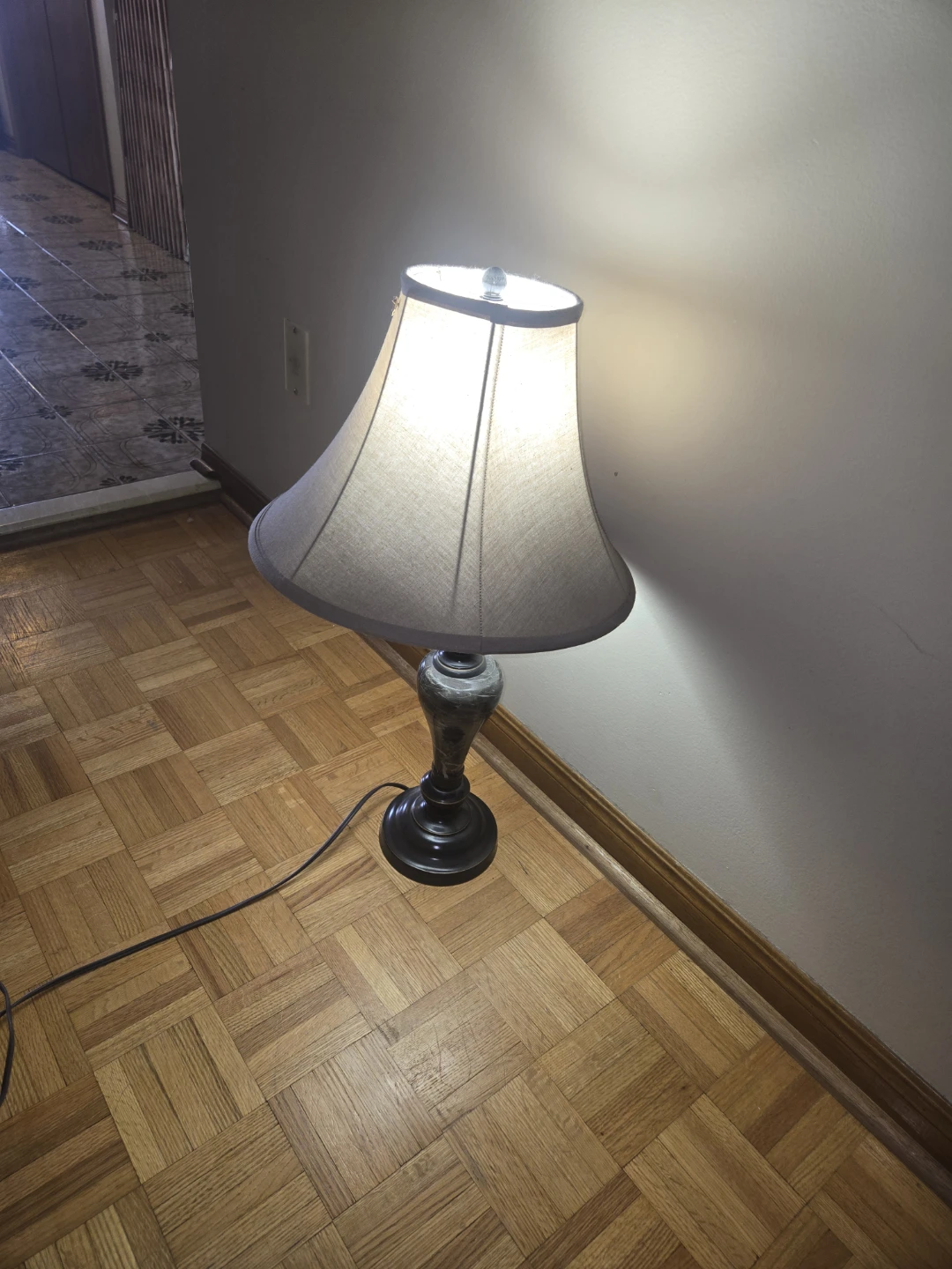 Table Lamp - photo 3