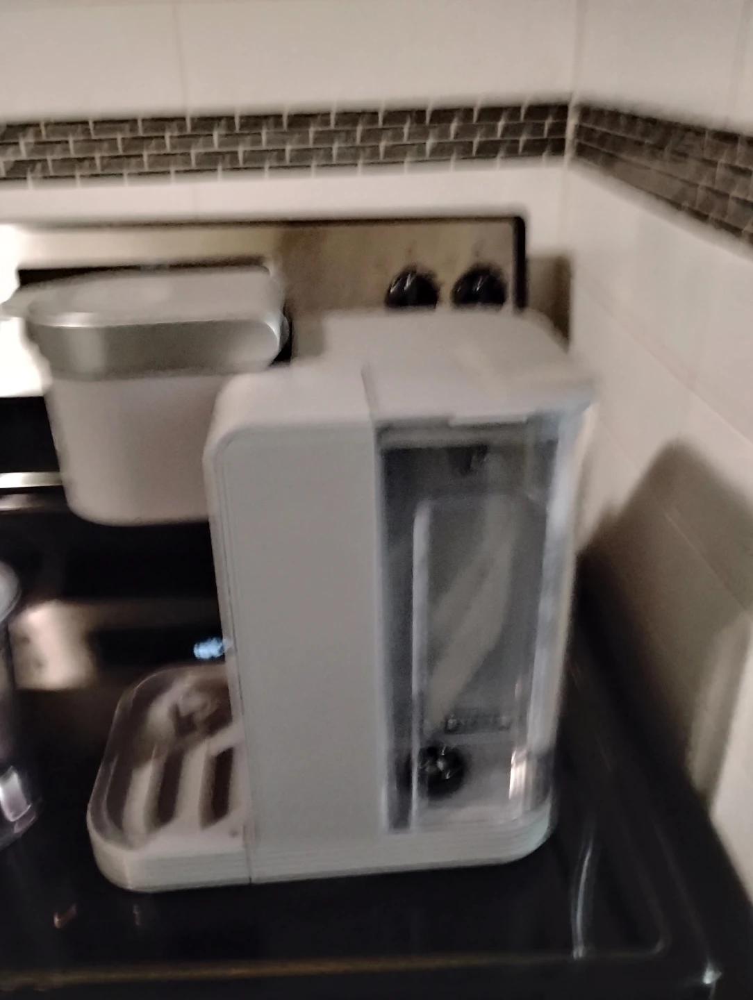 Keurig K-Iced Essentials Brewer with Tumbler - photo 3