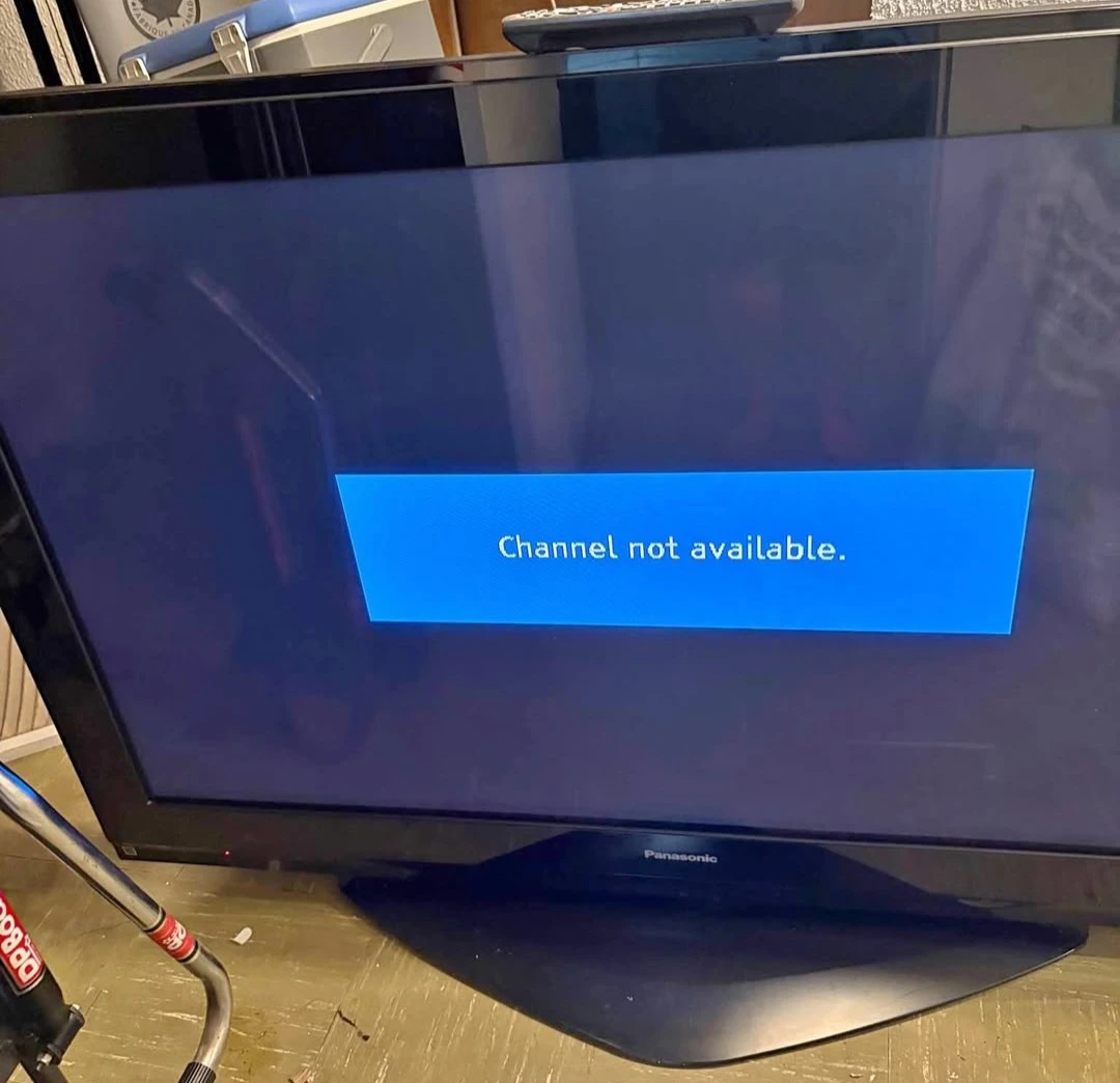 Panasonic Flat Screen TV - photo 2