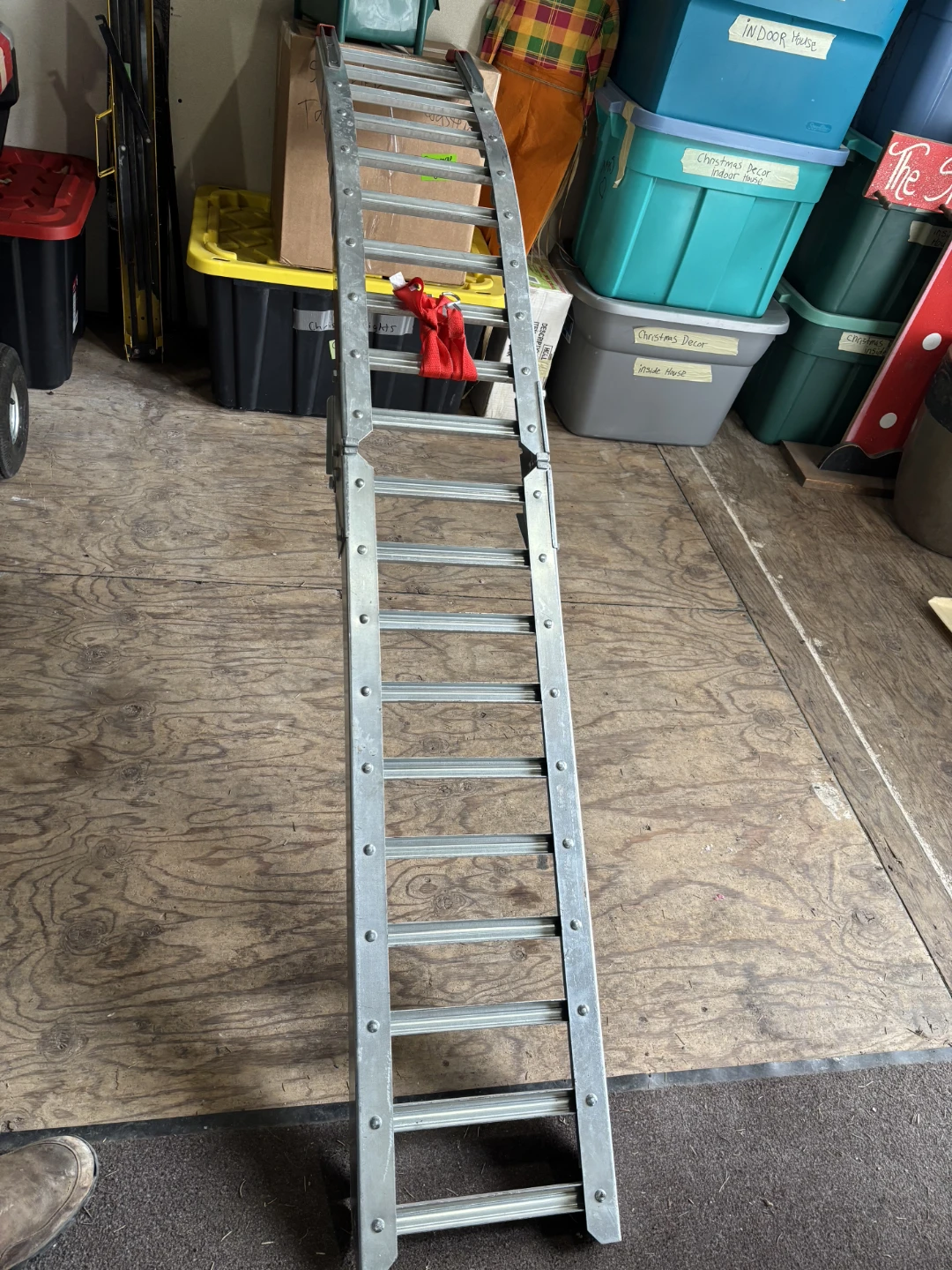 Aluminum Loading Ramps with Straps - photo 3