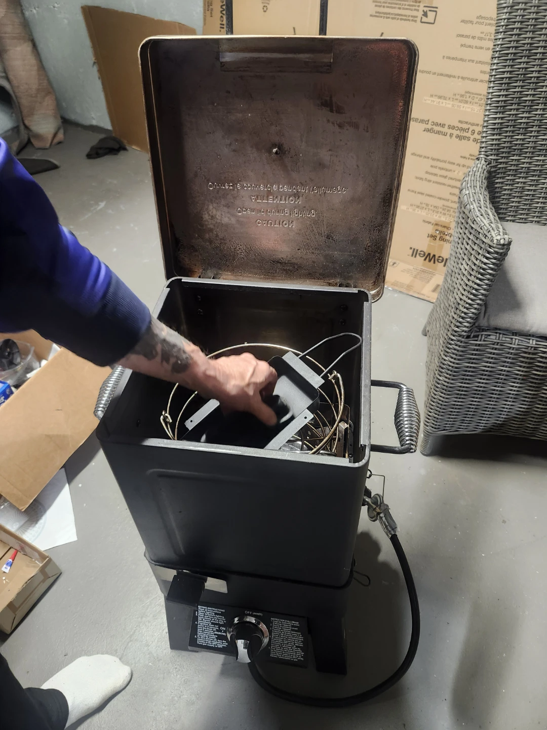 Masterbuilt Gas Smoker - photo 2