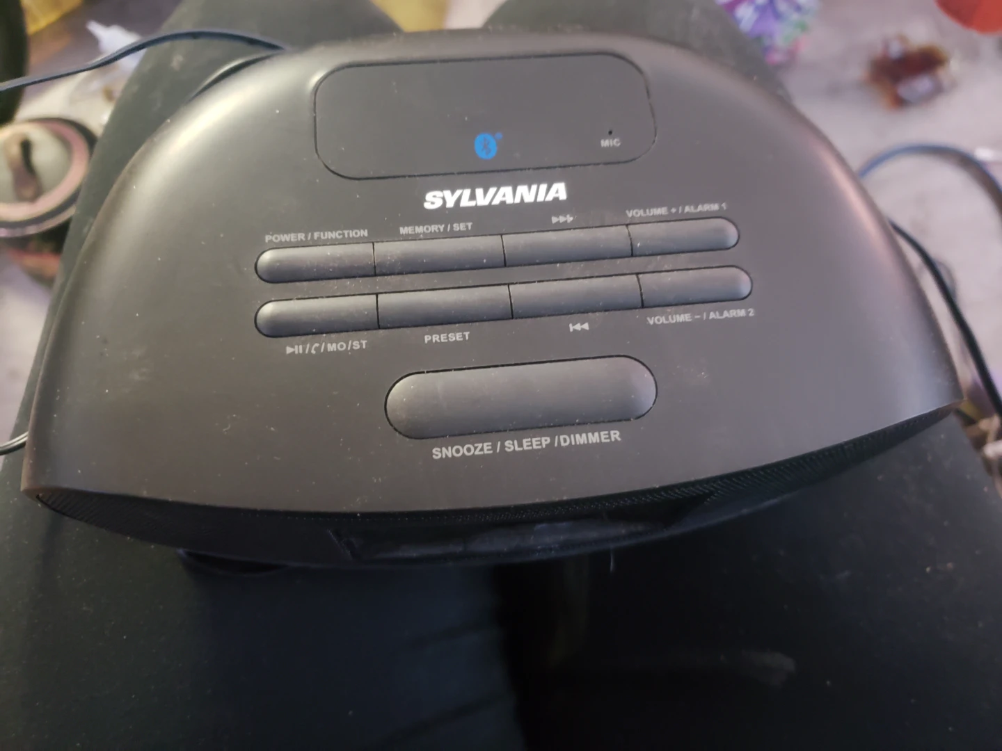 Sylvania Bluetooth Alarm Clock Radio - photo 3