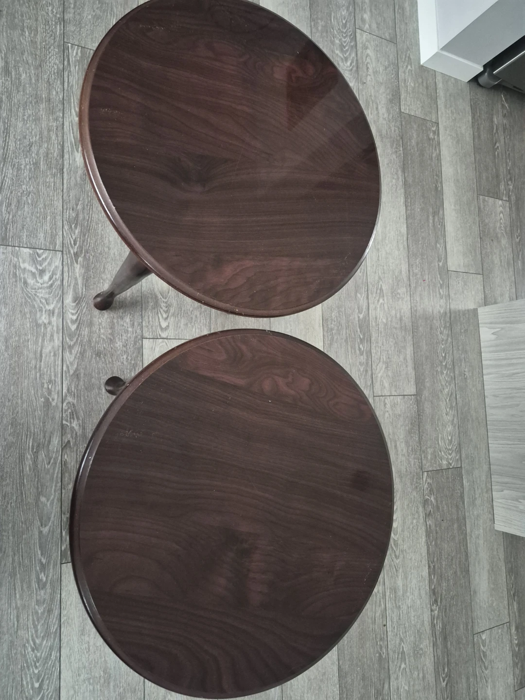 Set of 2 Round Dark Wood Side Tables - photo 4