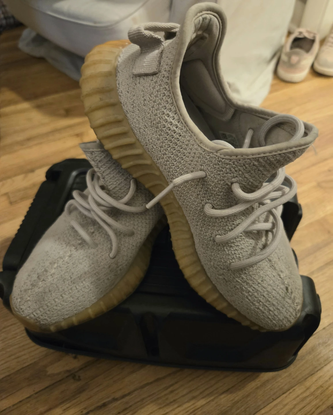 Adidas Yeezy Boost 350 V2 "sesame colour"