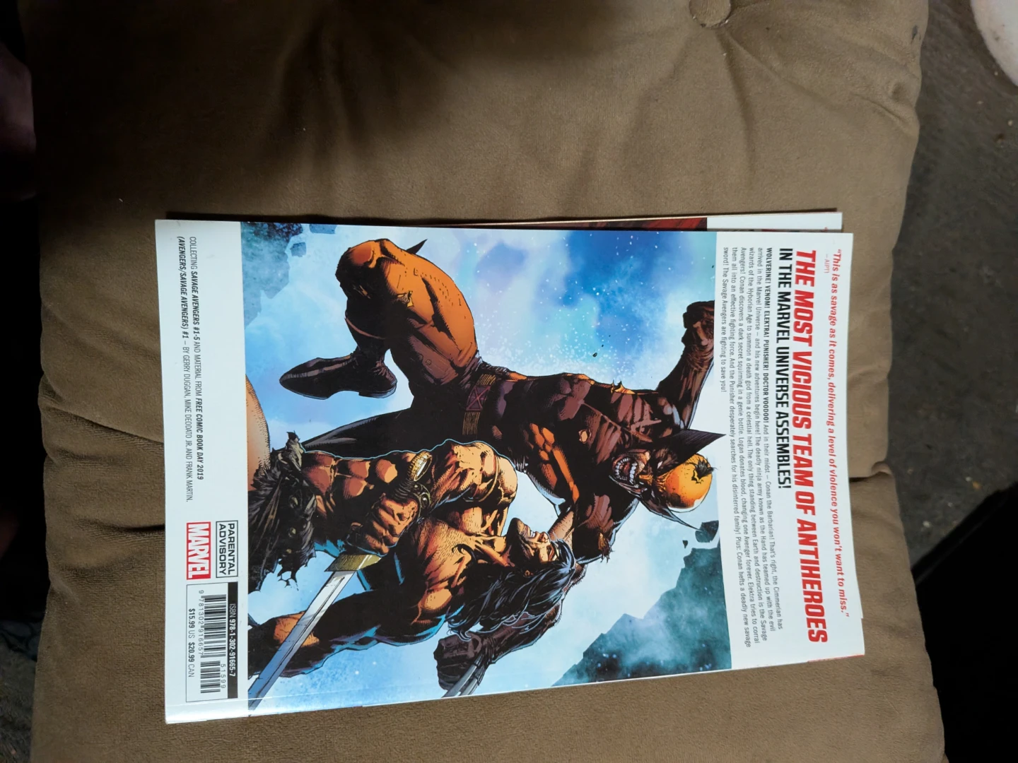 Savage Avengers Vol. 1&2 : City of Sickles Graphic Novel - photo 3