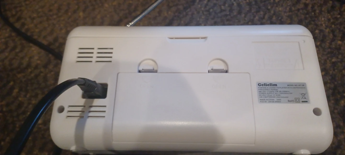 Portable AM/FM Radio - photo 4