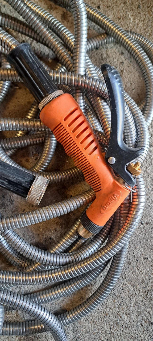 Vigoro Metal Garden Hose with Spray Nozzle - photo 3