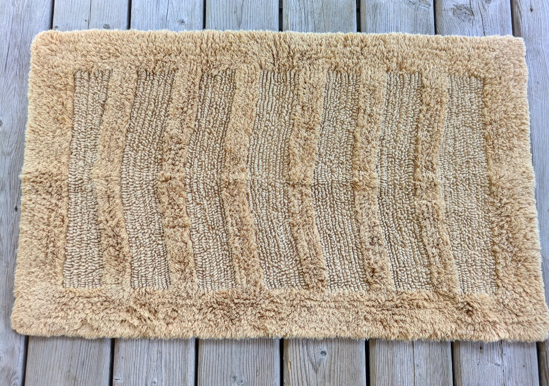 BATH MAT