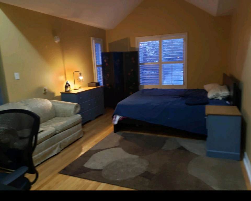Room for Rent - photo 2