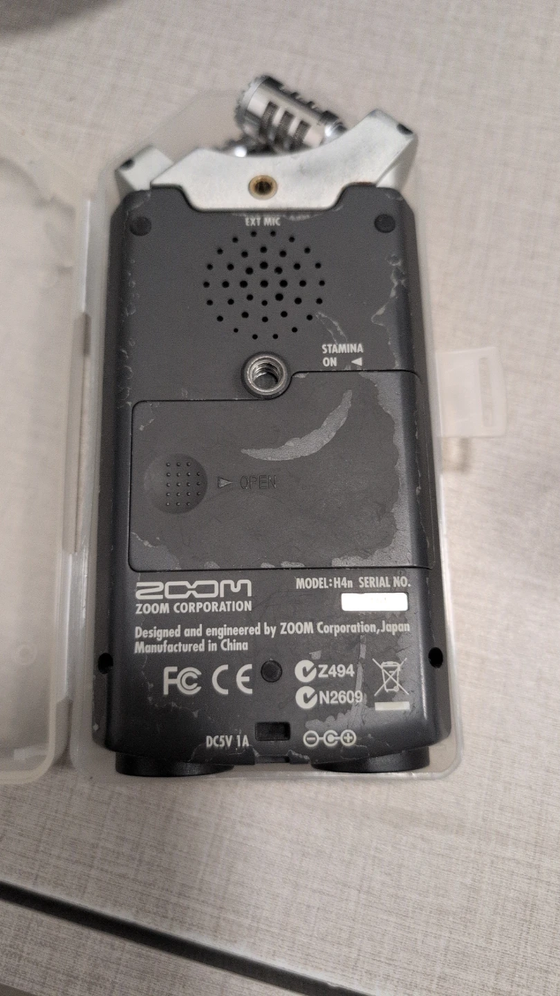 Zoom H4n Handy Recorder - photo 2