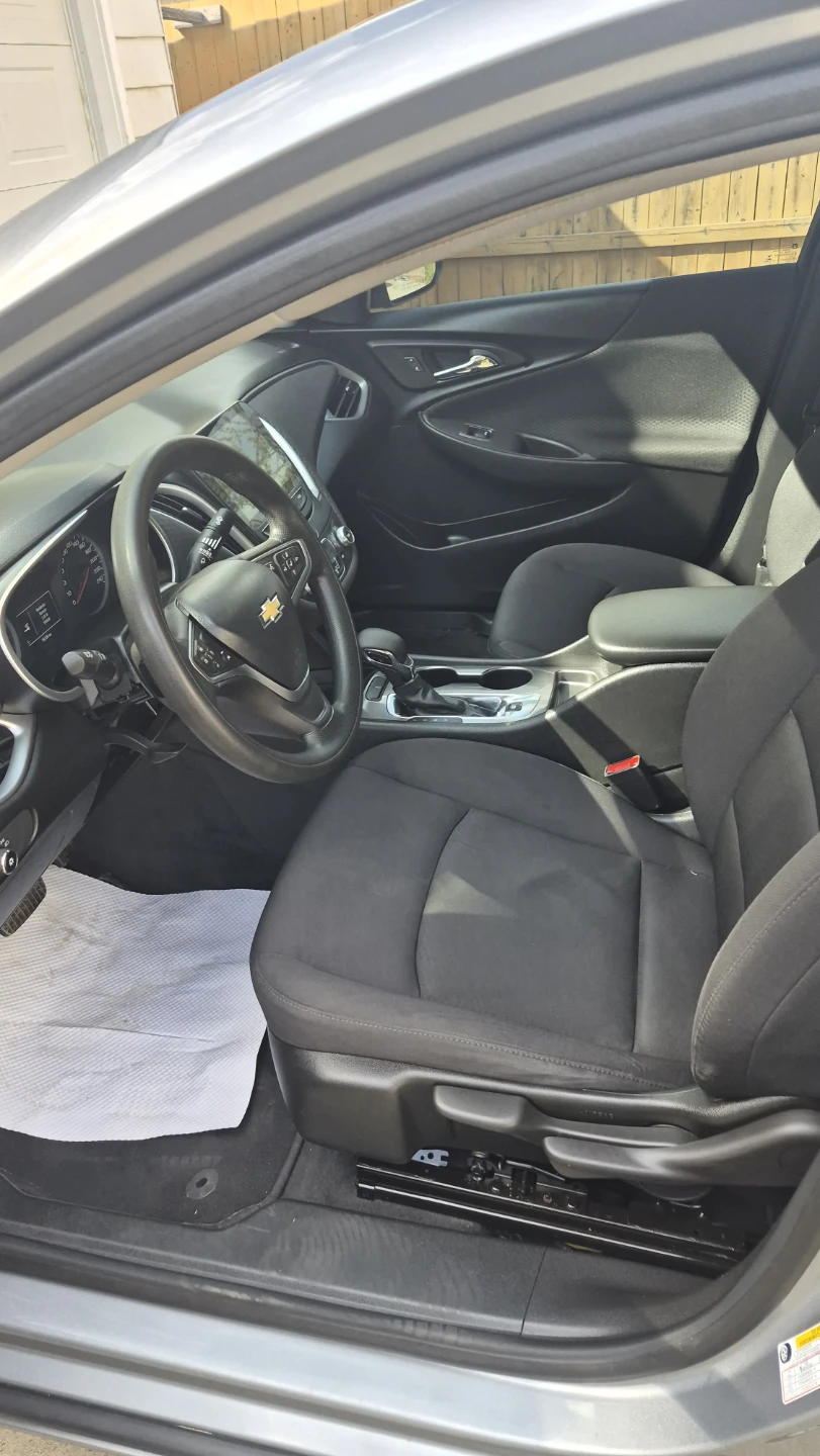 2019 Chevrolet Malibu LT Sedan - photo 5
