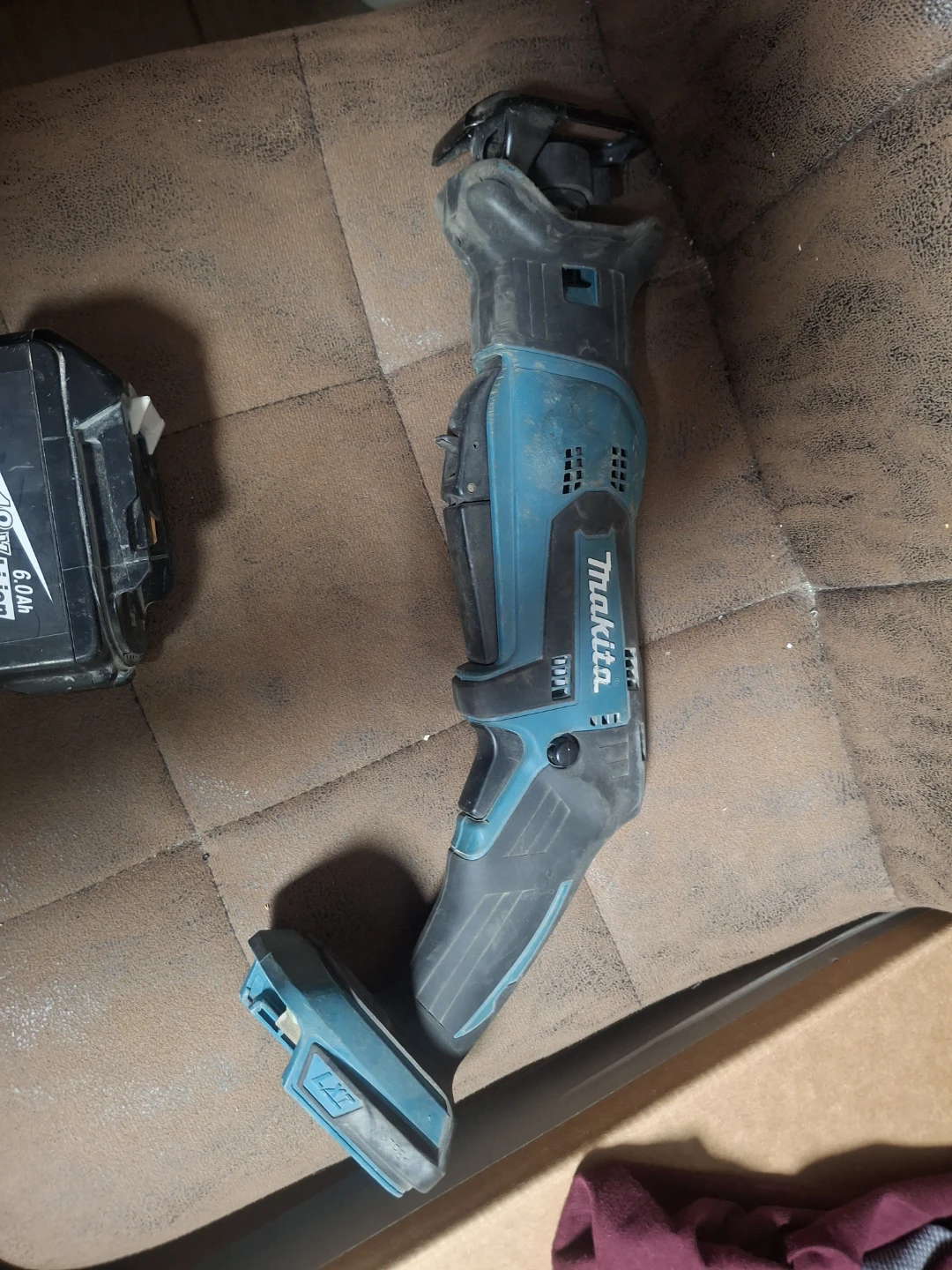 Makita 18V LXT Reciprocating Saw with 6.0Ah Battery