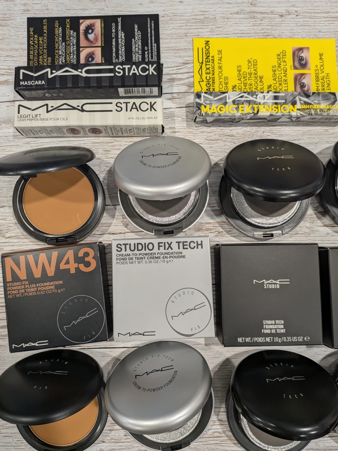 MAC Studio Foundation and Mascara - photo 2