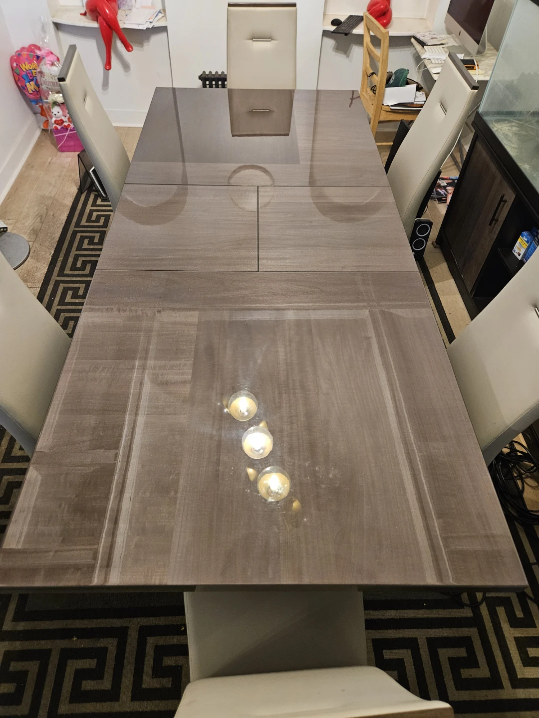 Luxury Diningroom set with Curio - photo 2