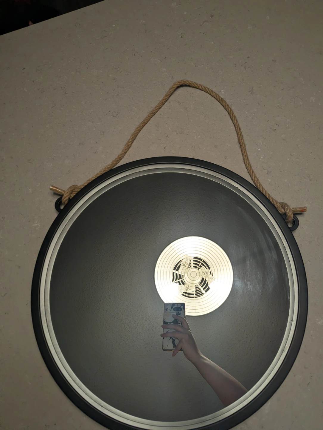 Round Hanging Mirror with Rope