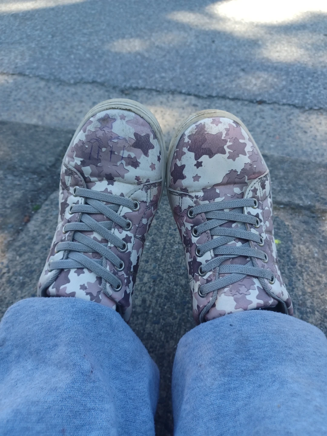 Girls Sneakers