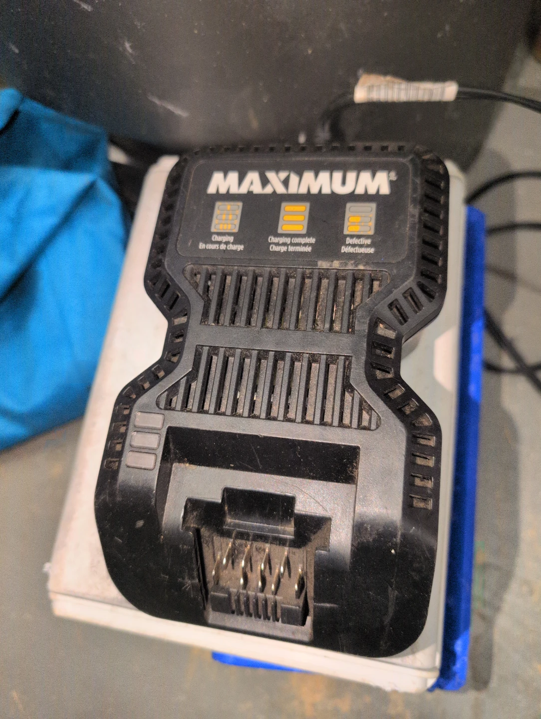 MAXIMUM Battery Charger