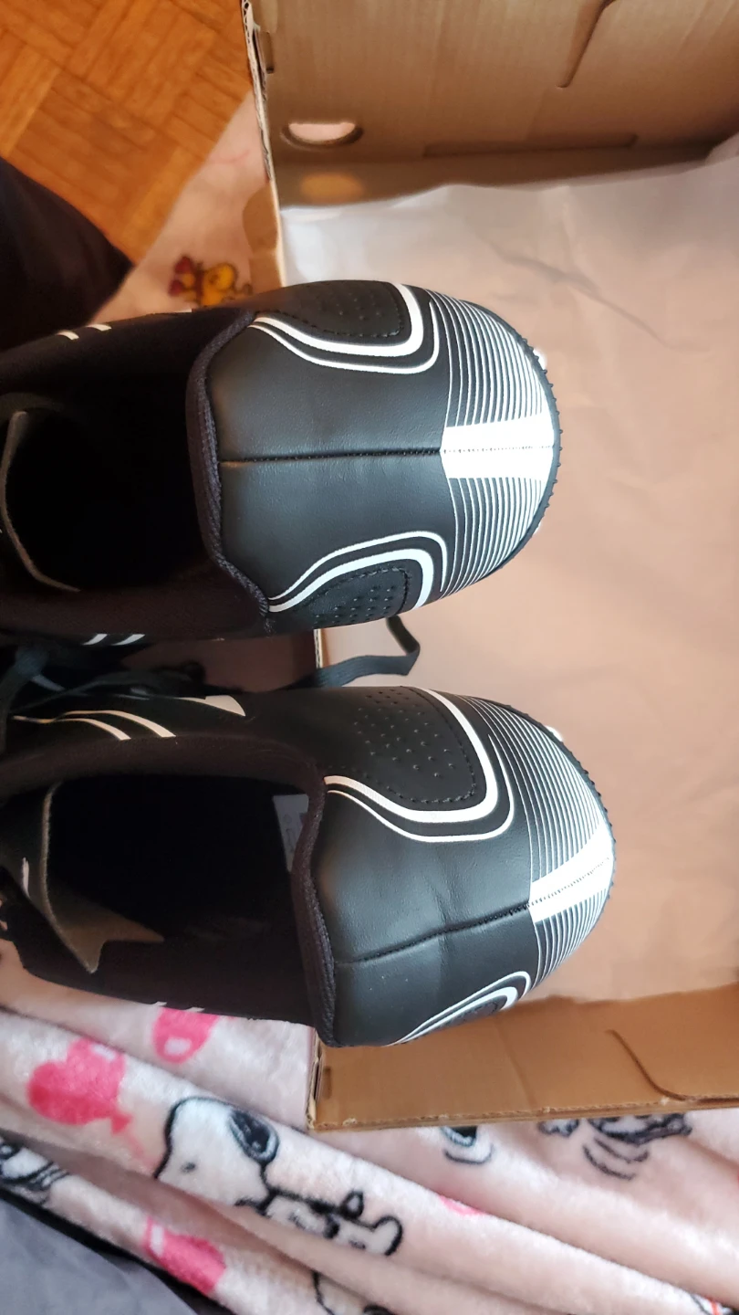 Fresh New Puma Soccer Cleats - Black