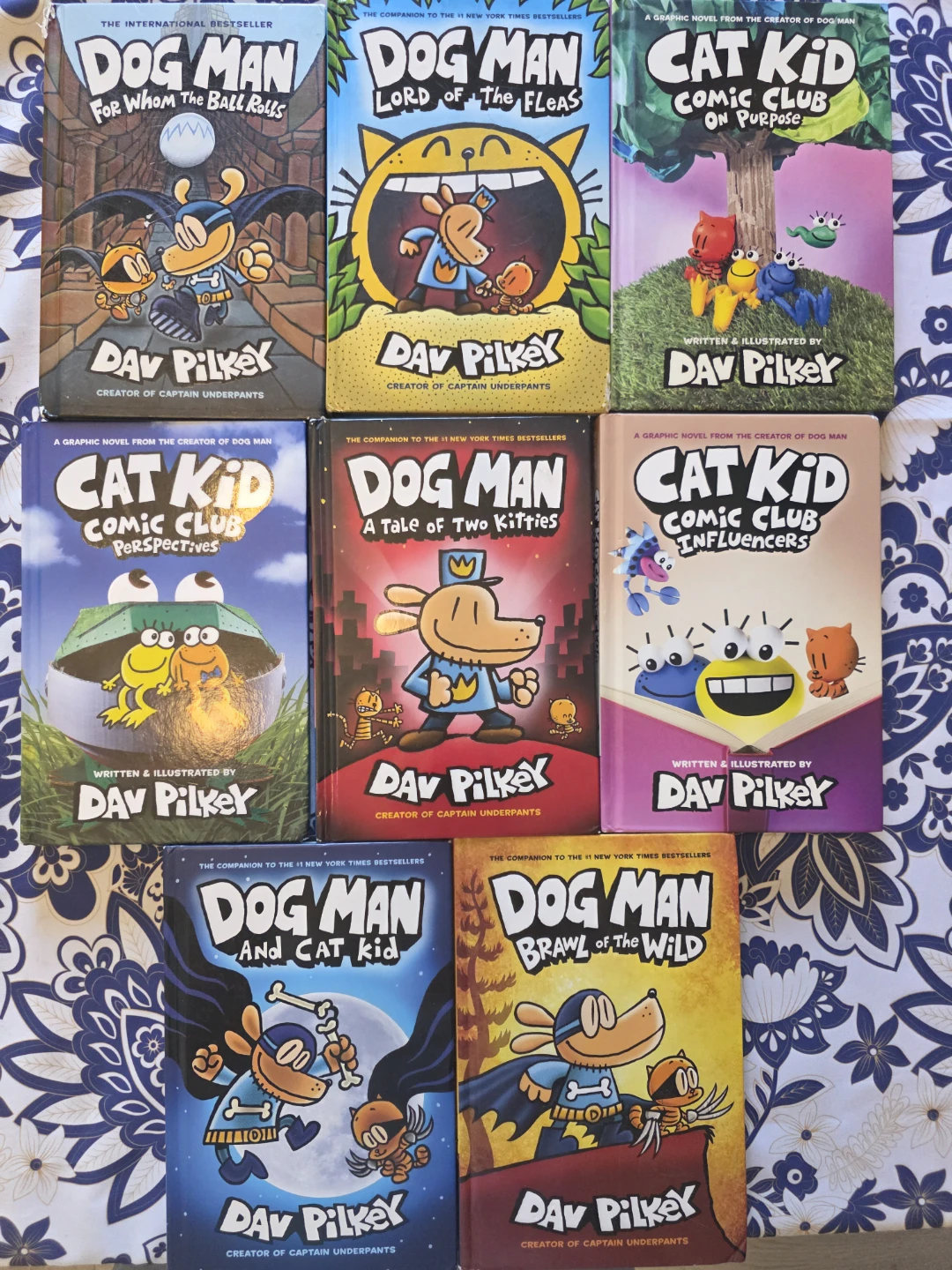 Dog Man and Cat Kid Comic Club Books (8 Book Lot) - photo 2