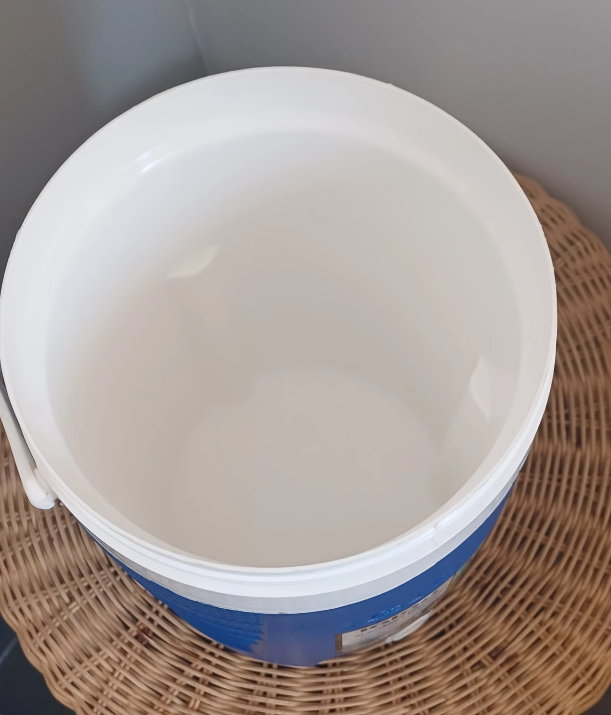 Igloo 2 Gallon Blue Water Cooler Jug - photo 3