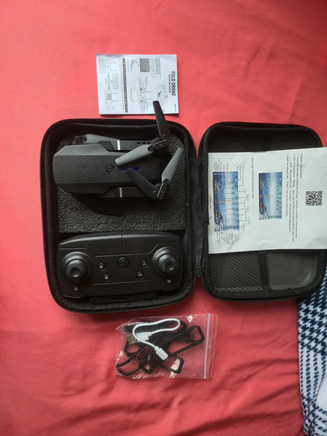Black Fold Drone (E88 fold drone) with Remote and Case
