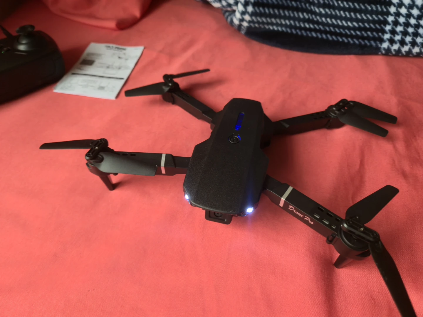 Black Fold Drone (E88 fold drone) with Remote and Case - photo 5