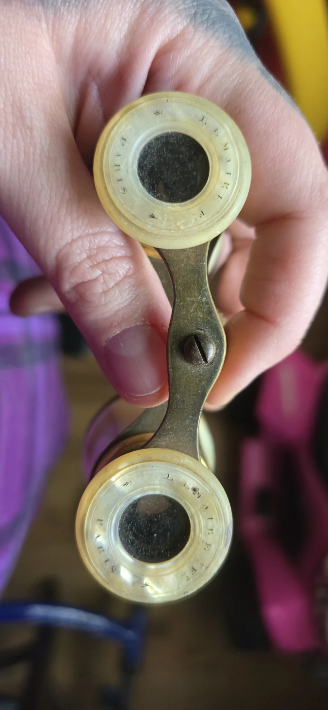 Vintage Opera Glasses - Brass & Mother of Pearl - photo 2