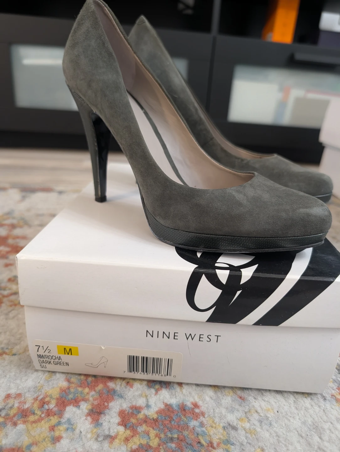 Nine West Women's 'NWRicha' Dark Green Suede Heels Size 7.5