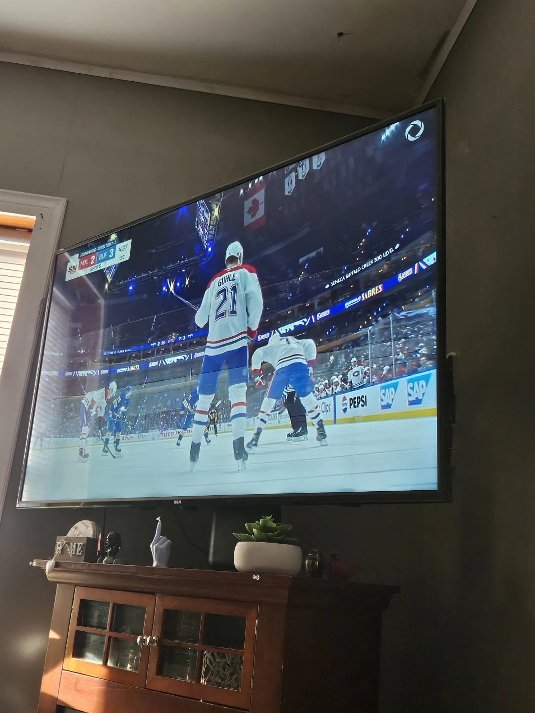 55 inch RCA TV - photo 3