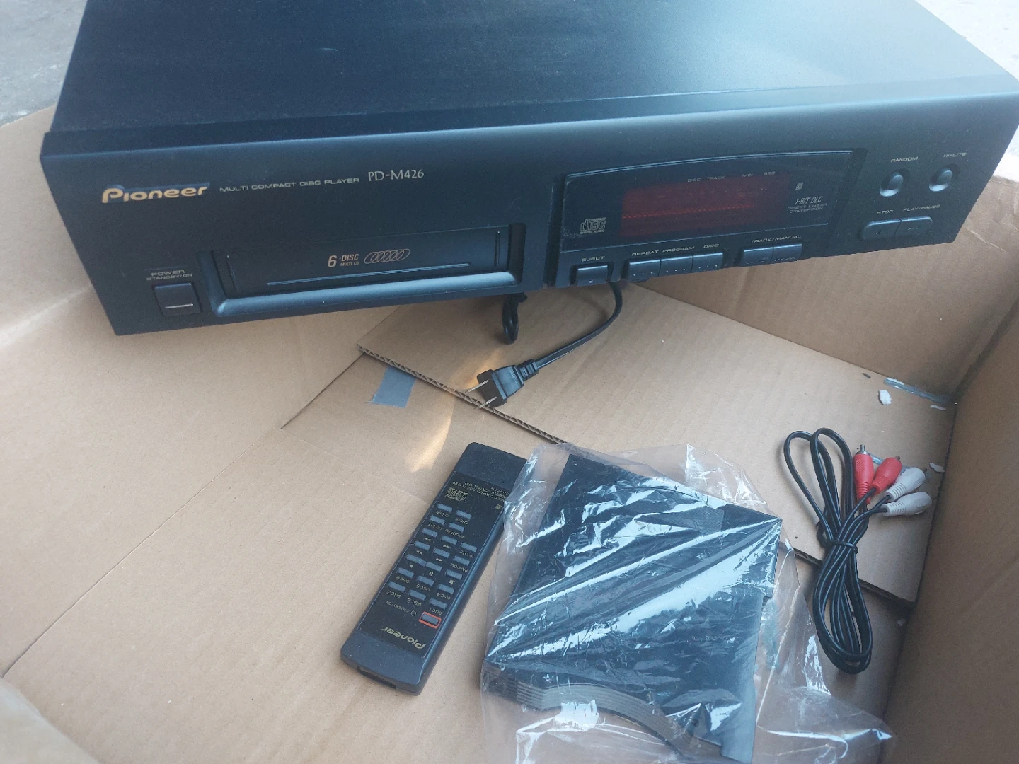 Pioneer PD-M426 Multi Compact Disc Player - photo 2