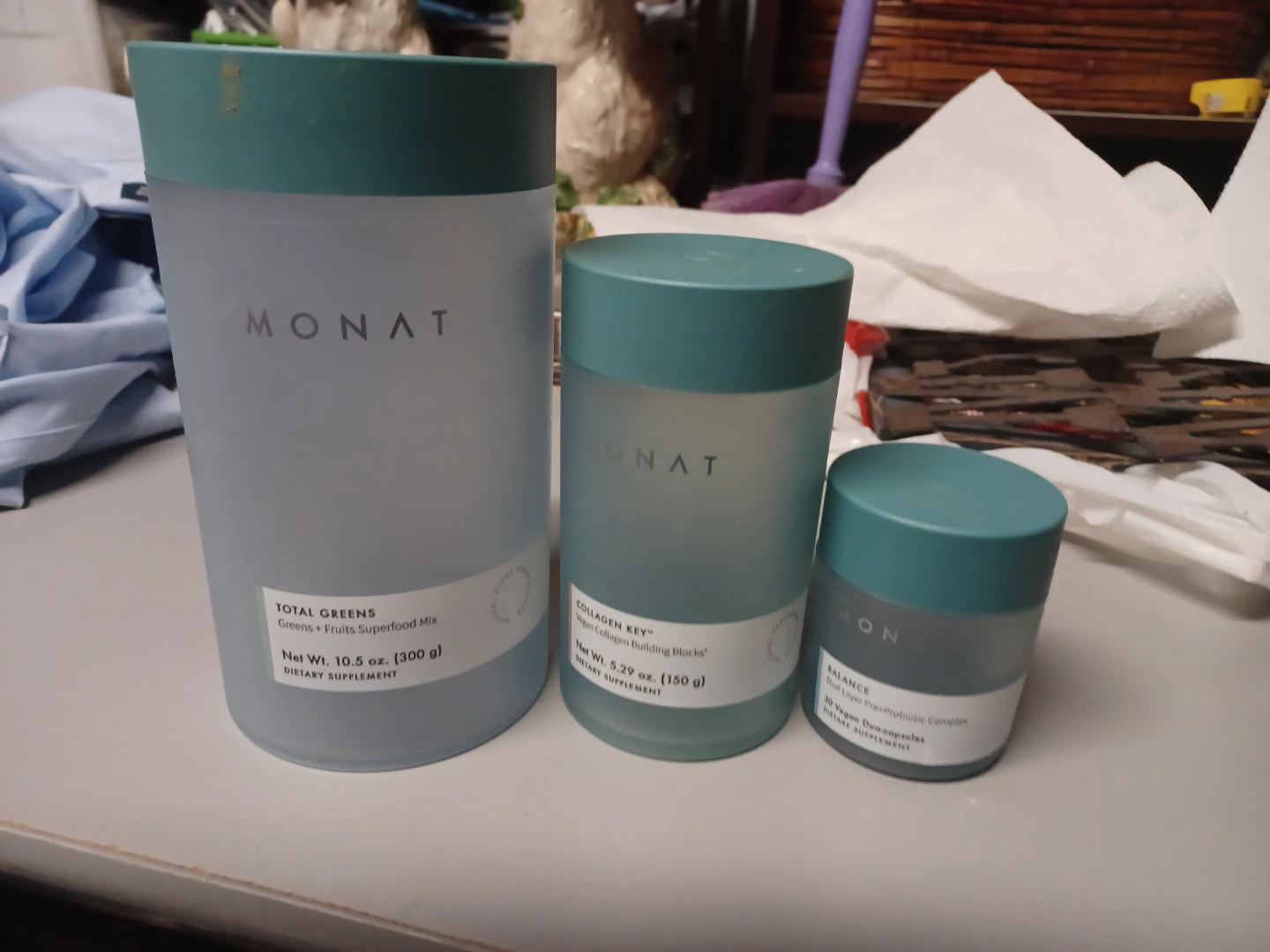 Free Empty Pharmaceutical grade jars for storage,  crafting, etc