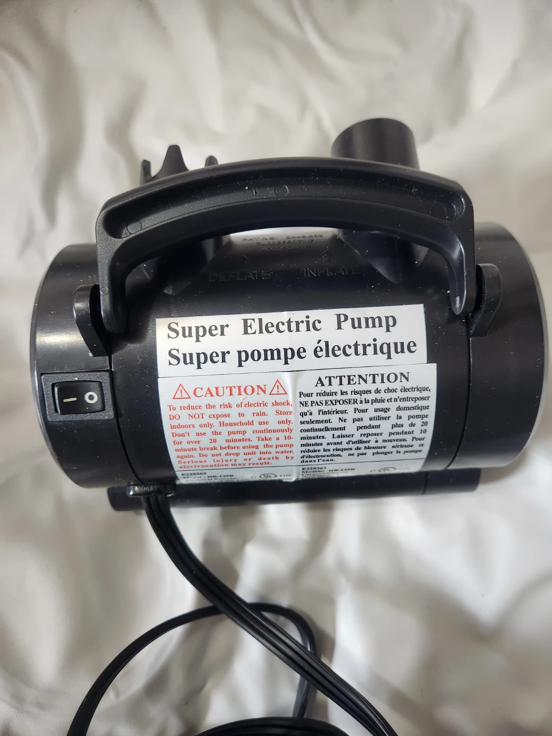 Air Mattress with Pump - photo 5