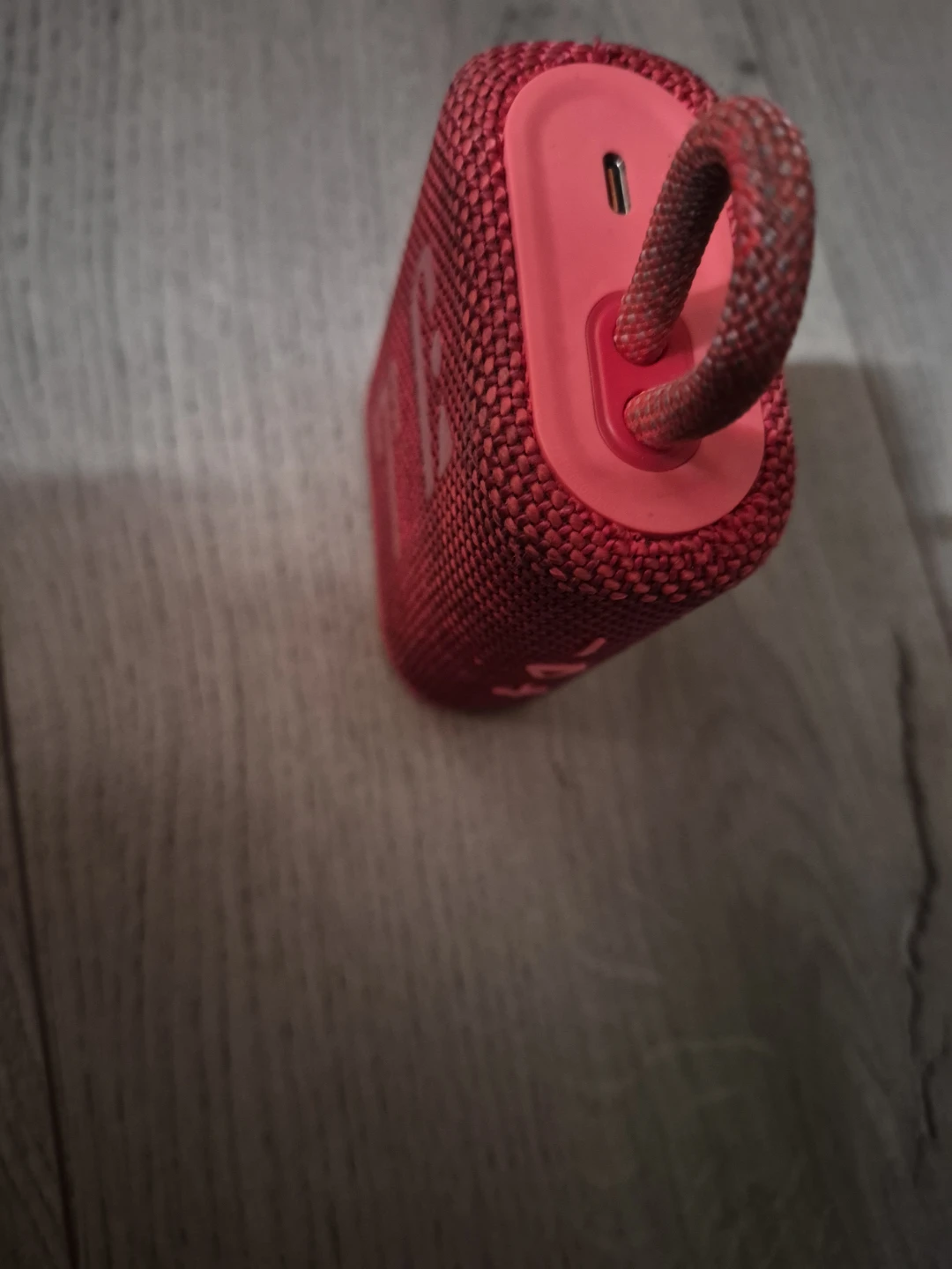 JBL Go 3 Portable Waterproof Bluetooth Speaker - Red
