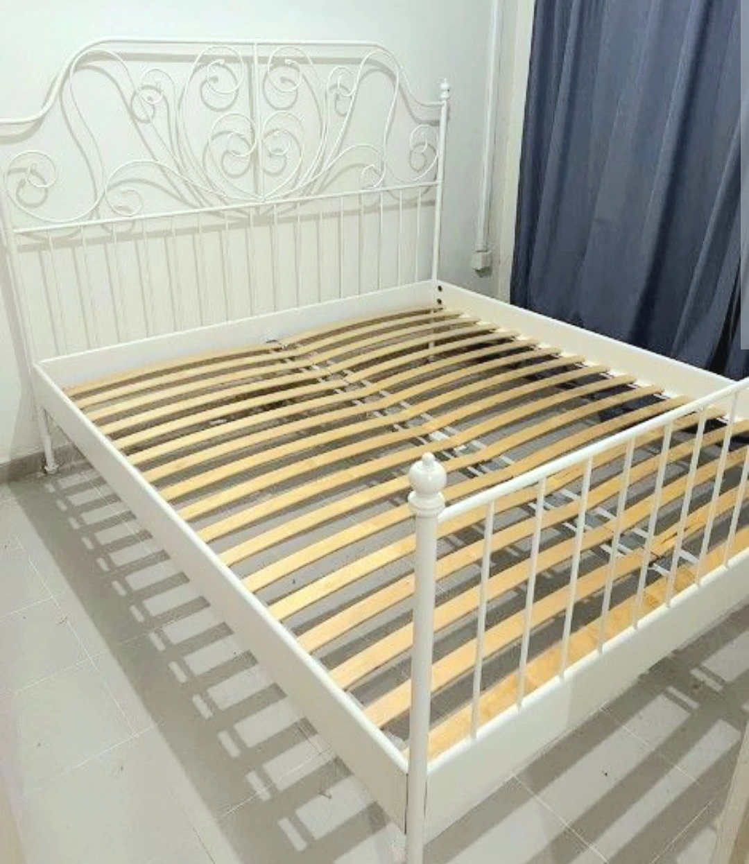IKEA White Metal Bed Frame - Queen Size - photo 5