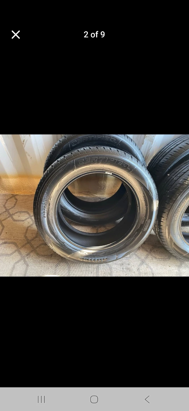 Set of 4 CERTIFIED all season tires  (215 60 17) LIKE NEW - photo 2