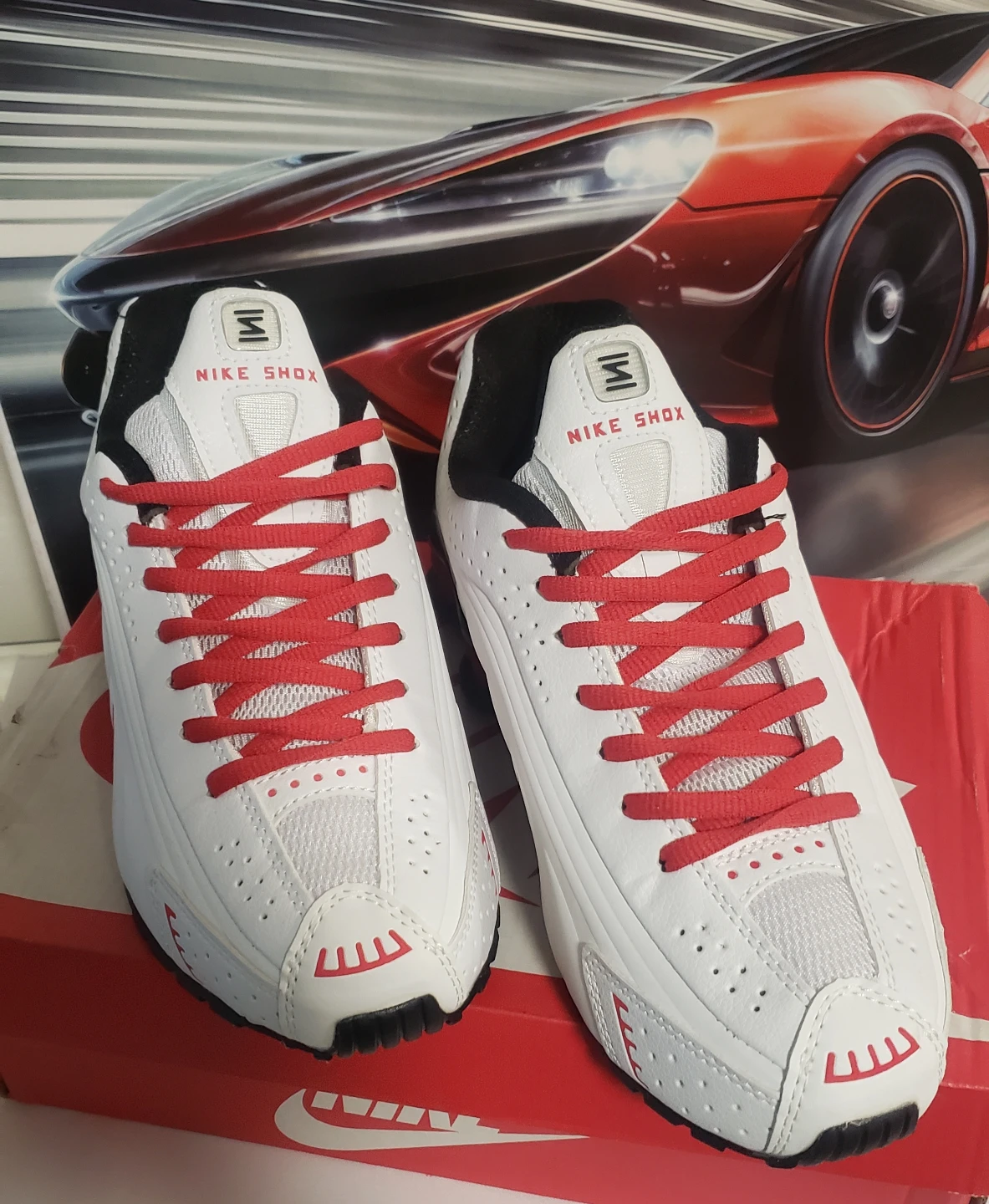 Brand new Nike Shox Red White S 7 and 8 - photo 2