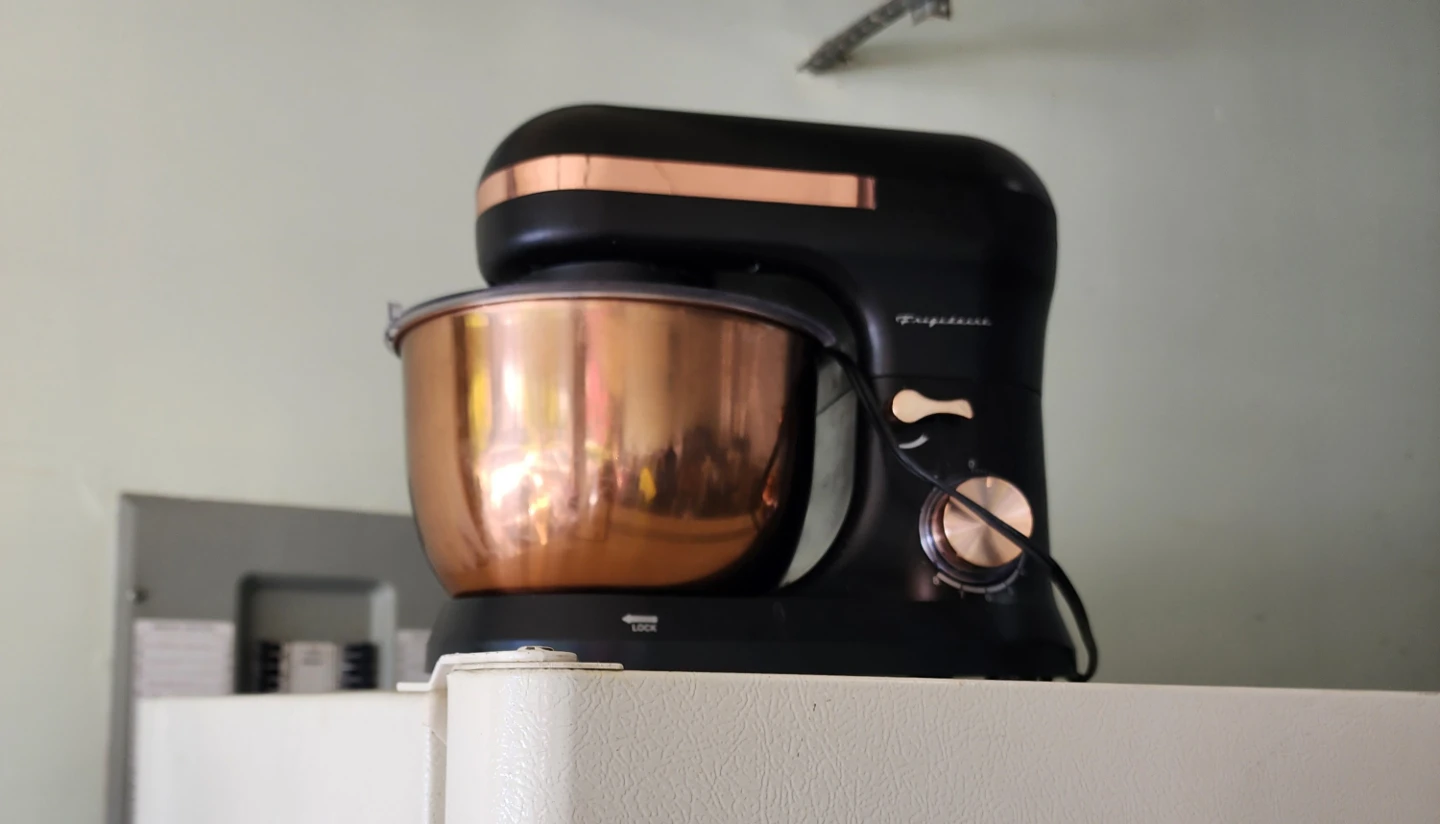 Dough maker