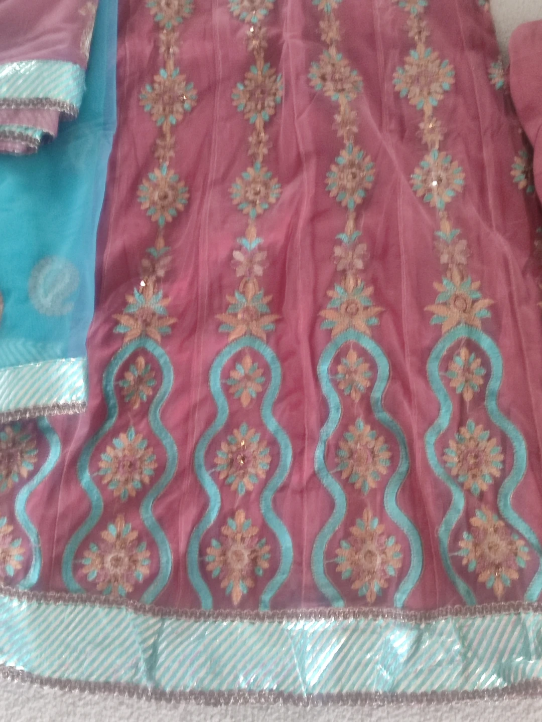 Girls Salwar Kameez Set