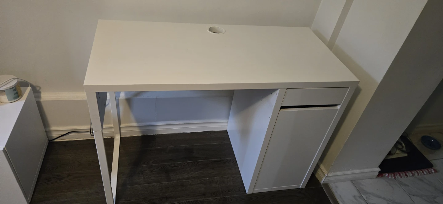 White Office Desk