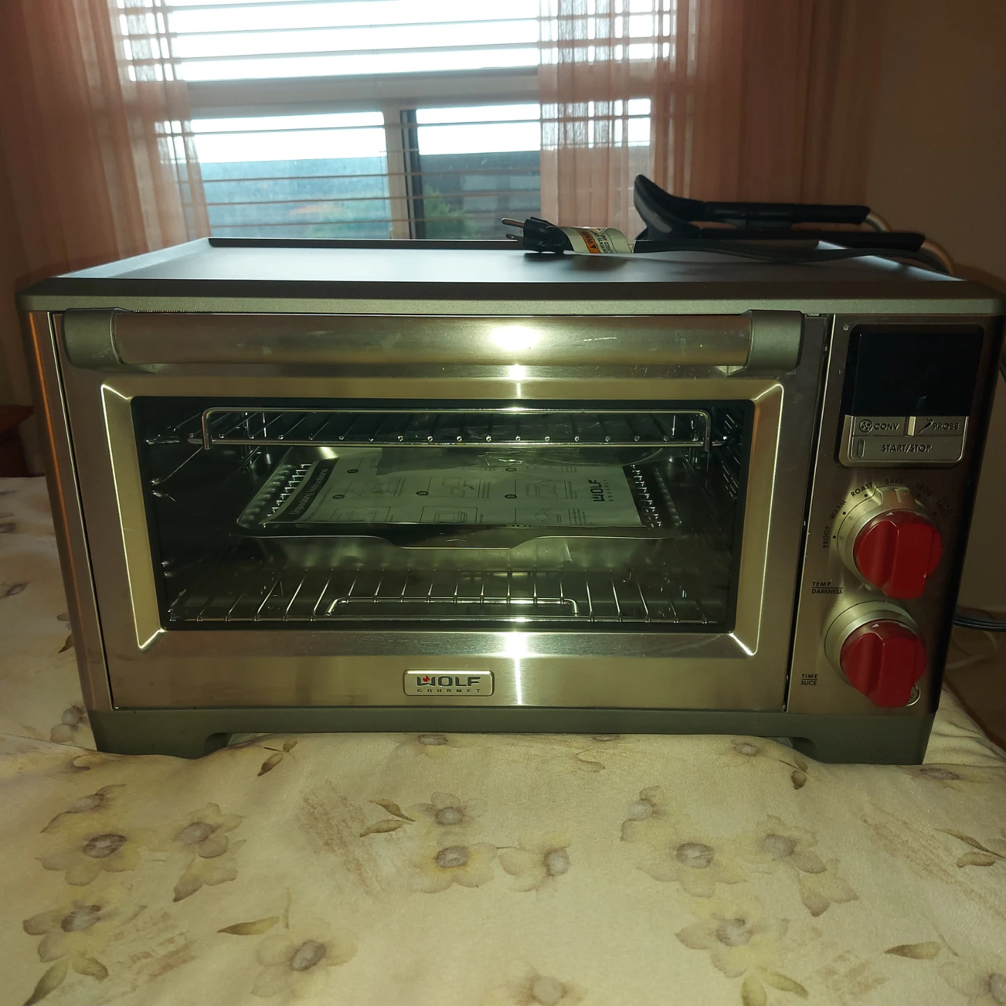 Wolf Gourmet Countertop  Oven
