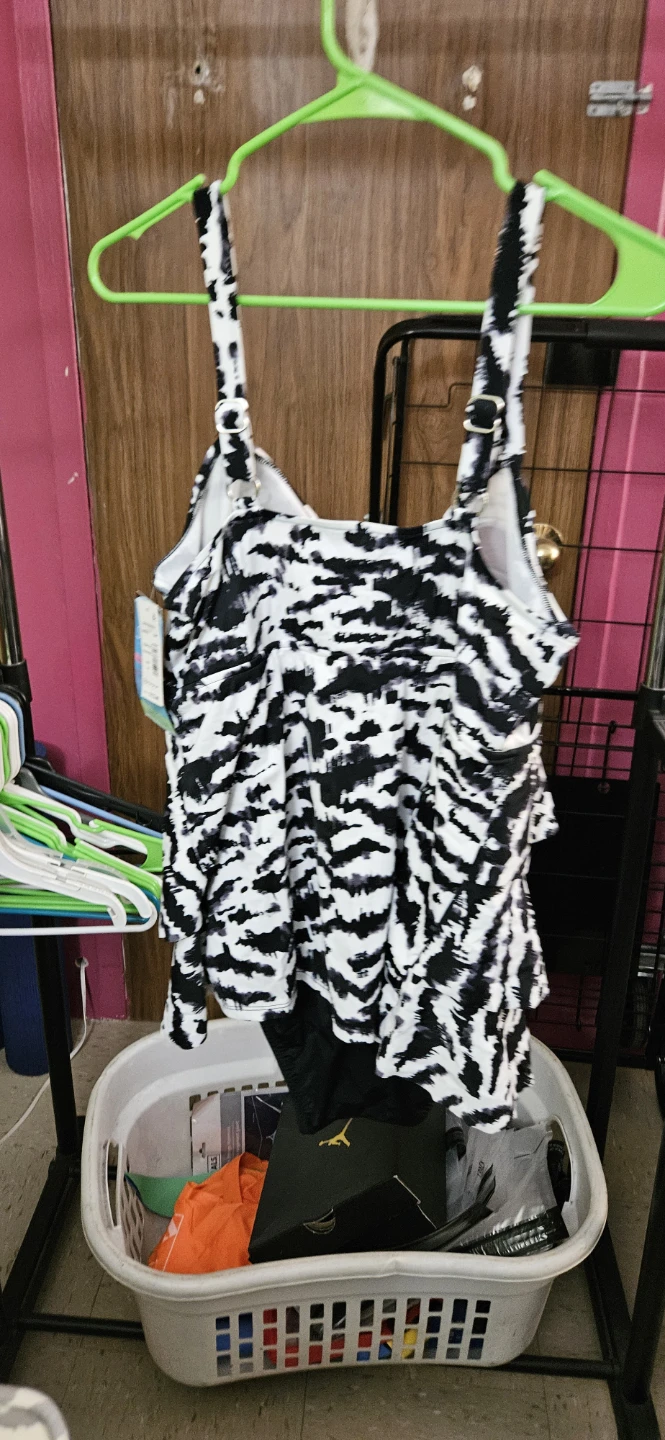 Women's Black & White Zebra Print Swim Suit - Size 16W - photo 3
