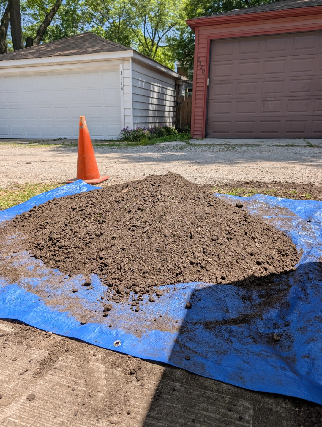 Topsoil garden mix FREE