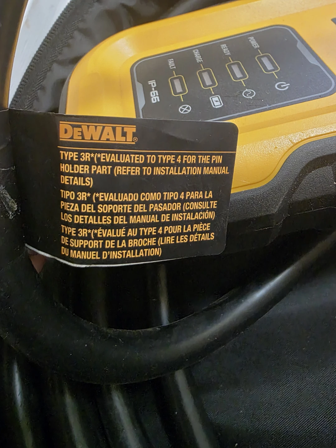DeWalt 16A EV Charger with 25ft Cable and Travel Bag - photo 2