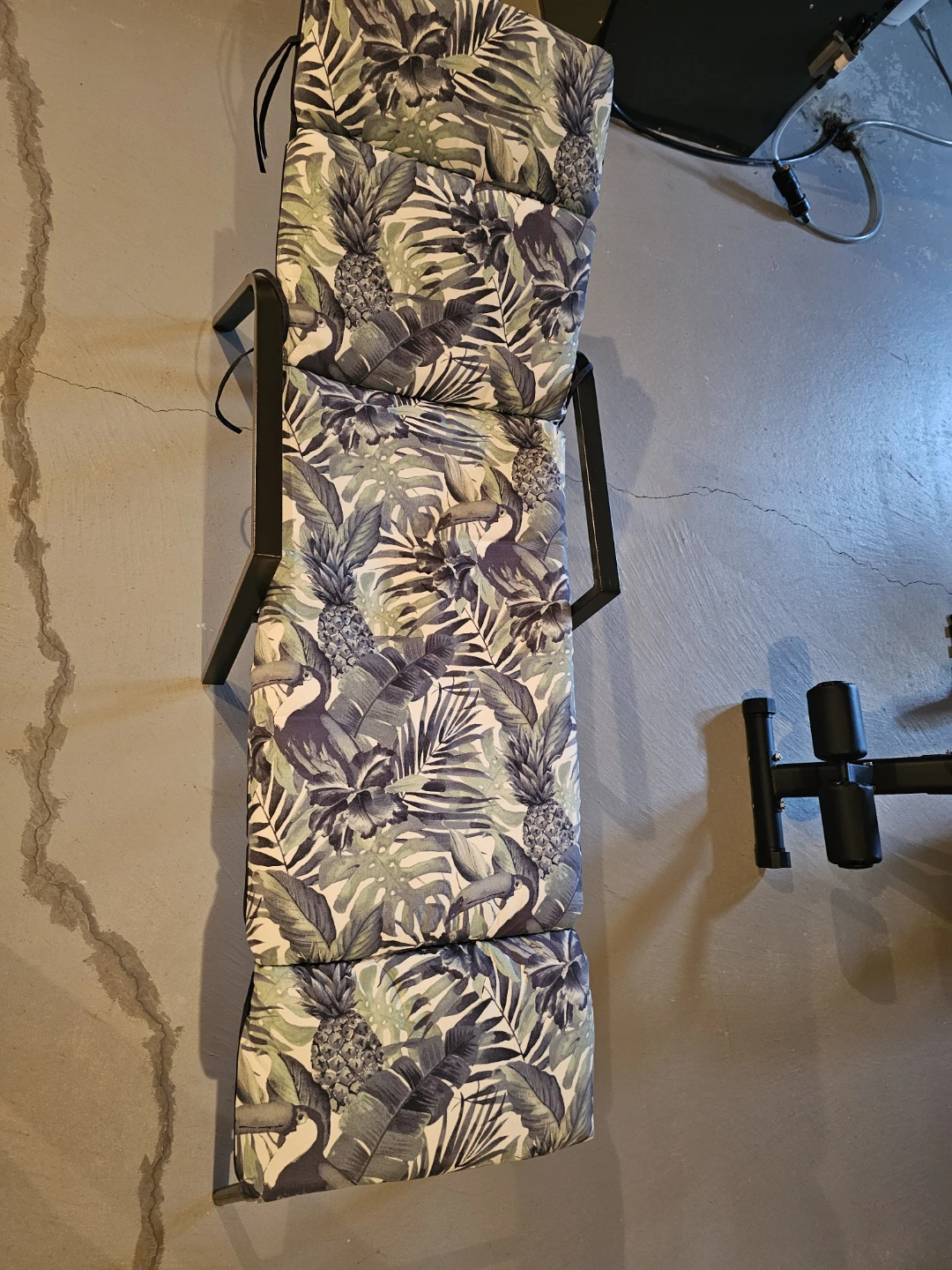 Outdoor Lounge Chair with Tropical Print Cushion - photo 4